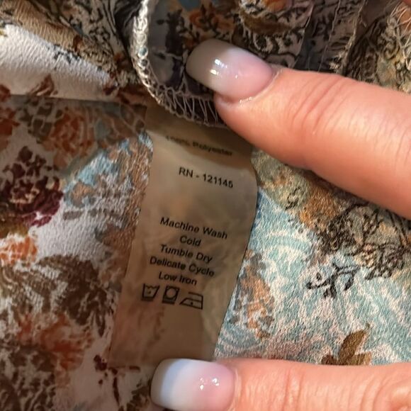 Paradigma Gwenifer Floral Kimono! - Picture 4 of 5